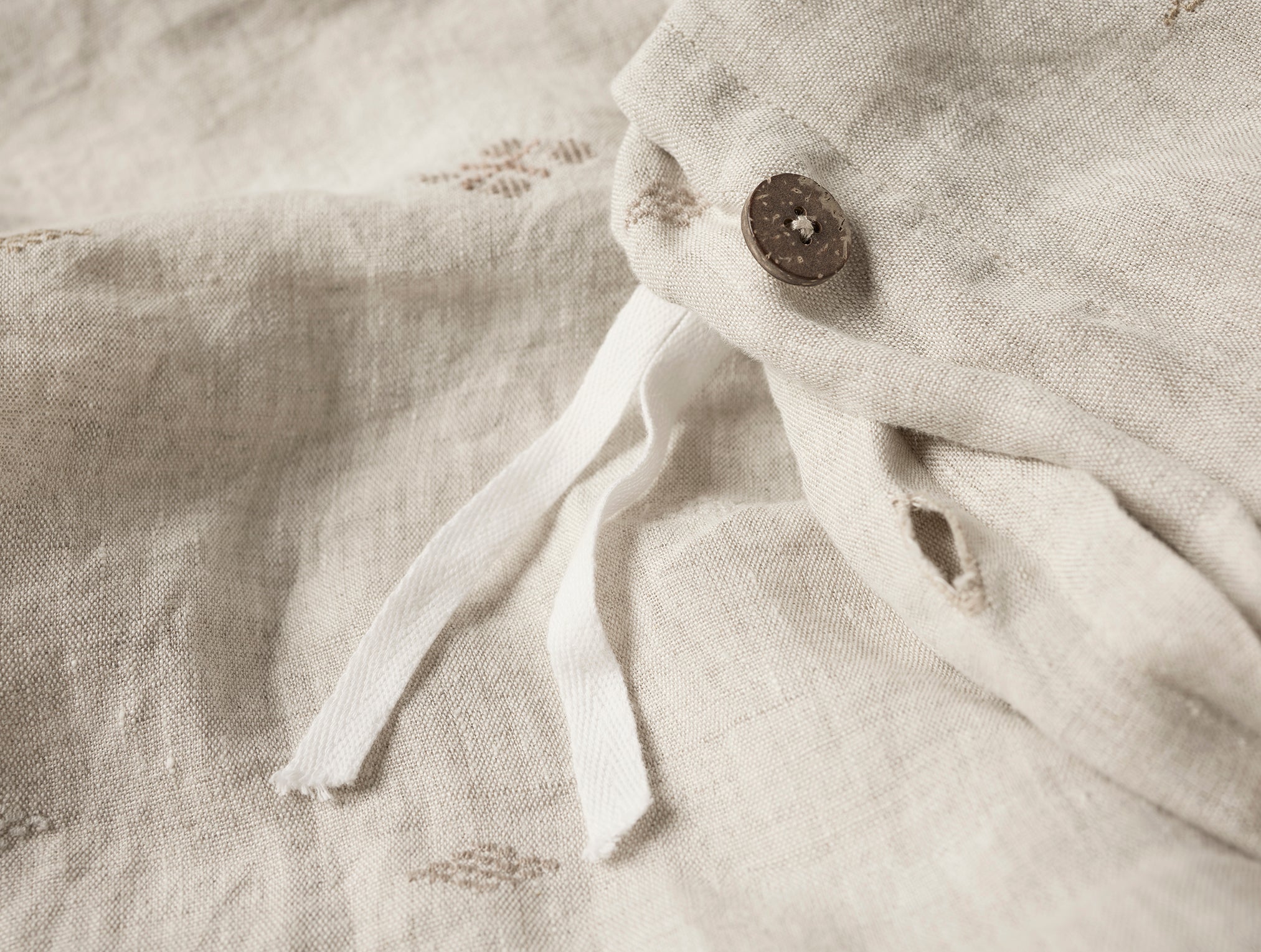 Cambria Embroidered Organic Linen Duvet Cover - Image 5