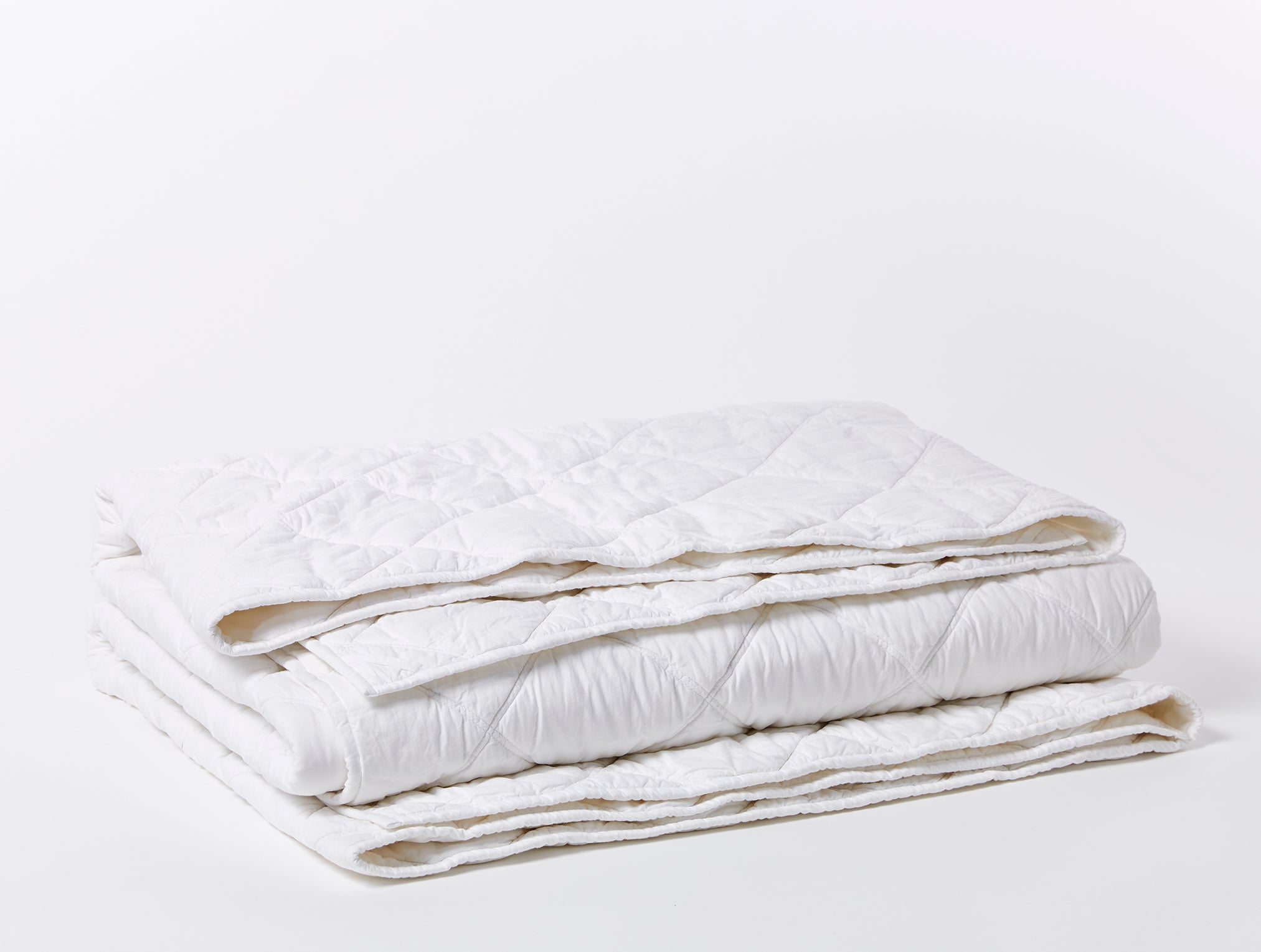 Diamond-Stitched Organic Cotton Comforter